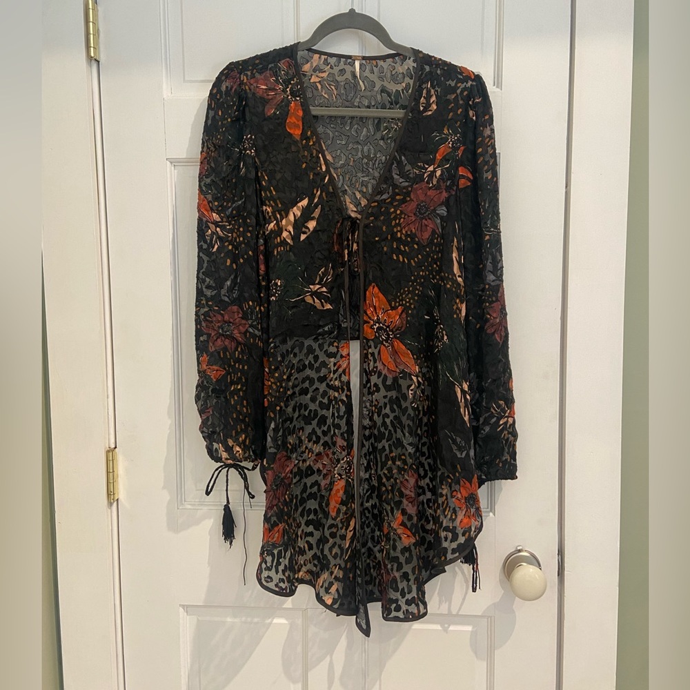 Free People Boho Open Front top size Small